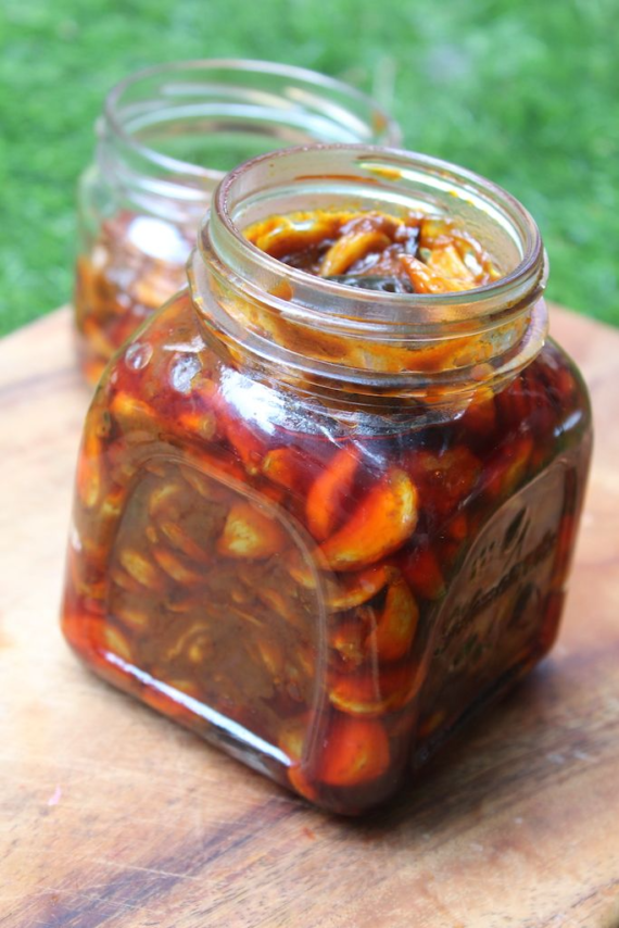 Garlic Pickle